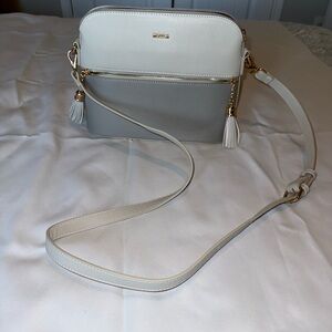 Lovevook Elegant Two-Tone Crossbody Bag in White and Light Gray